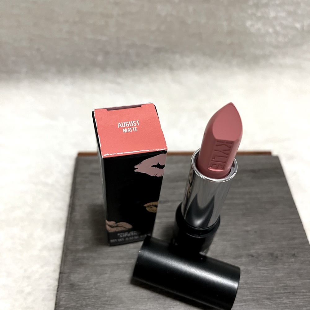 Kylie Jenner lipstick